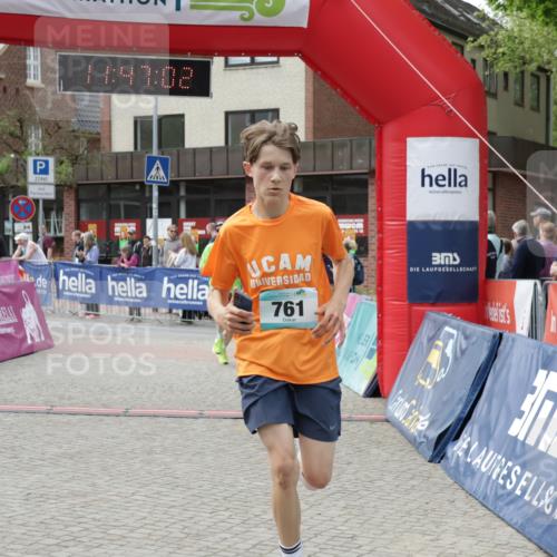 10.05.2026 - 8. Wedeler Halbmarathon Yannick Fuchs http://msf.ph/oto/9732645 10.05.2026 11:47:00 Ziel 761, 1056 meine-sportfotos.de
