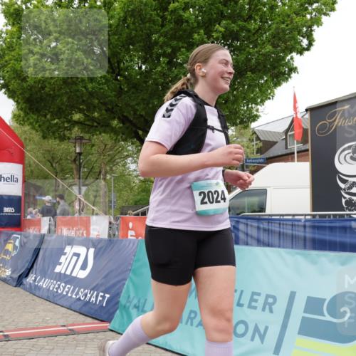 10.05.2026 - 8. Wedeler Halbmarathon Yannick Fuchs http://msf.ph/oto/9732664 10.05.2026 12:25:03 Ziel 2024 meine-sportfotos.de