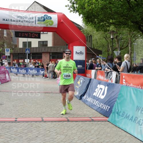 10.05.2026 - 8. Wedeler Halbmarathon Yannick Fuchs http://msf.ph/oto/9732666 10.05.2026 11:47:03 Ziel 761, 1056 meine-sportfotos.de