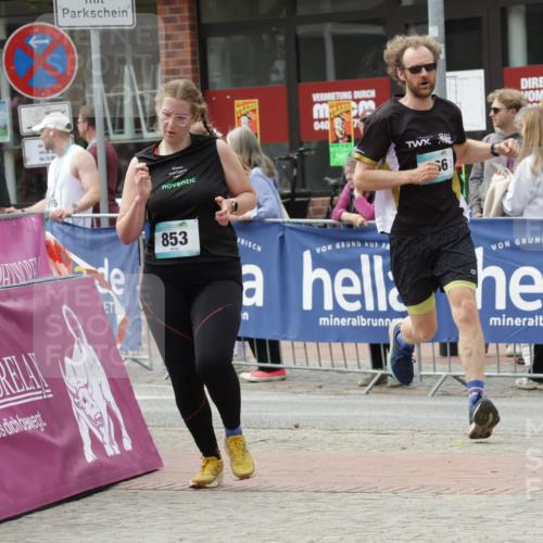 10.05.2026 - 8. Wedeler Halbmarathon Yannick Fuchs http://msf.ph/oto/9732675 10.05.2026 11:47:06 Ziel 853, 966, 1056 meine-sportfotos.de