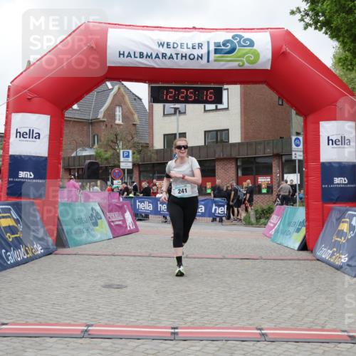 10.05.2026 - 8. Wedeler Halbmarathon Yannick Fuchs http://msf.ph/oto/9732706 10.05.2026 12:25:14 Ziel 241, 349 meine-sportfotos.de