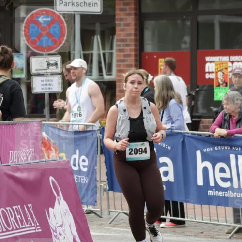 10.05.2026 - 8. Wedeler Halbmarathon Yannick Fuchs http://msf.ph/oto/9732709 10.05.2026 11:47:13 Ziel 14, 853, 966, 2094 meine-sportfotos.de