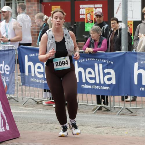 10.05.2026 - 8. Wedeler Halbmarathon Yannick Fuchs http://msf.ph/oto/9732718 10.05.2026 11:47:13 Ziel 14, 853, 966, 2094 meine-sportfotos.de