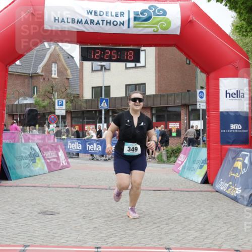 10.05.2026 - 8. Wedeler Halbmarathon Yannick Fuchs http://msf.ph/oto/9732733 10.05.2026 12:25:16 Ziel 241, 349 meine-sportfotos.de