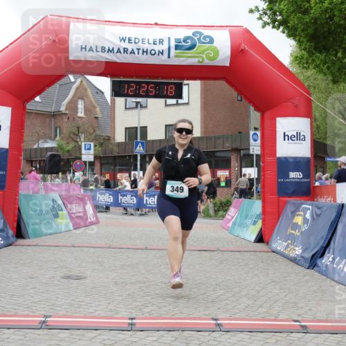 10.05.2026 - 8. Wedeler Halbmarathon Yannick Fuchs http://msf.ph/oto/9732736 10.05.2026 12:25:17 Ziel 241, 349 meine-sportfotos.de