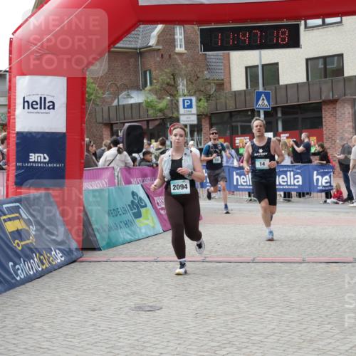 10.05.2026 - 8. Wedeler Halbmarathon Yannick Fuchs http://msf.ph/oto/9732741 10.05.2026 11:47:16 Ziel 14, 332, 2094 meine-sportfotos.de