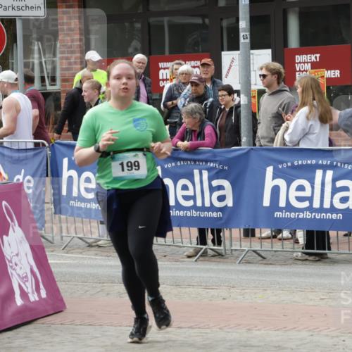 10.05.2026 - 8. Wedeler Halbmarathon Yannick Fuchs http://msf.ph/oto/9732780 10.05.2026 11:47:25 Ziel 160, 199, 332 meine-sportfotos.de