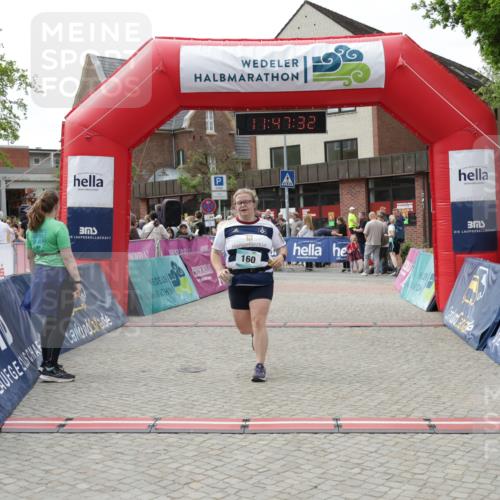 10.05.2026 - 8. Wedeler Halbmarathon Yannick Fuchs http://msf.ph/oto/9732826 10.05.2026 11:47:30 Ziel 160, 199, 826 meine-sportfotos.de
