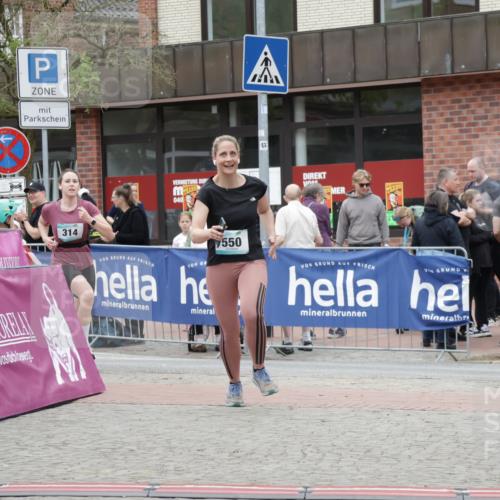 10.05.2026 - 8. Wedeler Halbmarathon Yannick Fuchs http://msf.ph/oto/9732827 10.05.2026 12:25:42 Ziel 314, 550 meine-sportfotos.de