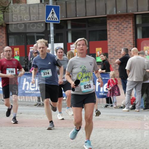 10.05.2026 - 8. Wedeler Halbmarathon Yannick Fuchs http://msf.ph/oto/9732836 10.05.2026 11:47:33 Ziel 160, 198, 564, 826, 1041 meine-sportfotos.de