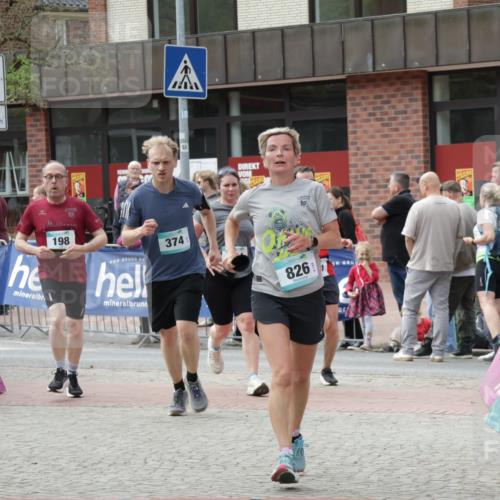 10.05.2026 - 8. Wedeler Halbmarathon Yannick Fuchs http://msf.ph/oto/9732838 10.05.2026 11:47:33 Ziel 160, 198, 564, 826, 1041 meine-sportfotos.de