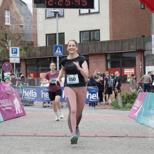 10.05.2026 - 8. Wedeler Halbmarathon Yannick Fuchs http://msf.ph/oto/9732839 10.05.2026 12:25:43 Ziel 314, 550 meine-sportfotos.de