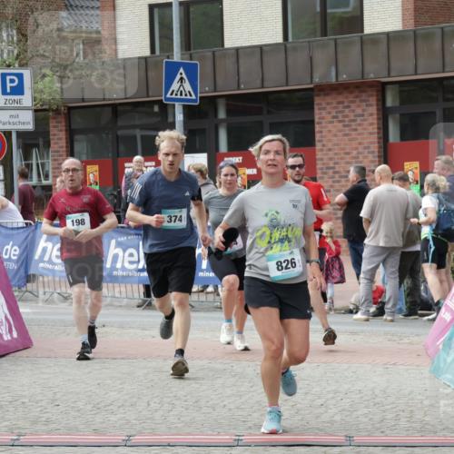 10.05.2026 - 8. Wedeler Halbmarathon Yannick Fuchs http://msf.ph/oto/9732841 10.05.2026 11:47:33 Ziel 160, 198, 564, 826, 1041 meine-sportfotos.de