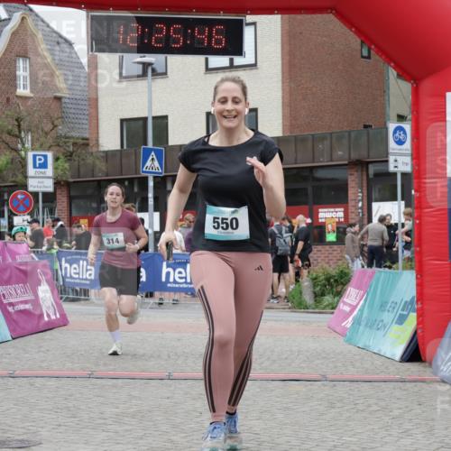 10.05.2026 - 8. Wedeler Halbmarathon Yannick Fuchs http://msf.ph/oto/9732847 10.05.2026 12:25:44 Ziel 314, 550 meine-sportfotos.de