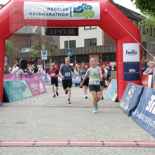 10.05.2026 - 8. Wedeler Halbmarathon Yannick Fuchs http://msf.ph/oto/9732850 10.05.2026 11:47:34 Ziel 160, 198, 564, 826, 1041 meine-sportfotos.de