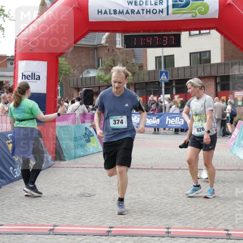 10.05.2026 - 8. Wedeler Halbmarathon Yannick Fuchs http://msf.ph/oto/9732864 10.05.2026 11:47:35 Ziel 160, 198, 564, 826, 1041 meine-sportfotos.de