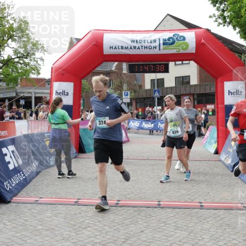 10.05.2026 - 8. Wedeler Halbmarathon Yannick Fuchs http://msf.ph/oto/9732868 10.05.2026 11:47:36 Ziel 198, 564, 826, 1041 meine-sportfotos.de