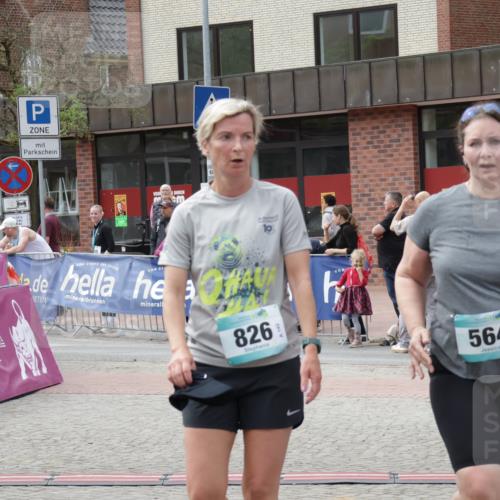 10.05.2026 - 8. Wedeler Halbmarathon Yannick Fuchs http://msf.ph/oto/9732869 10.05.2026 11:47:37 Ziel 198, 564, 826, 1041 meine-sportfotos.de