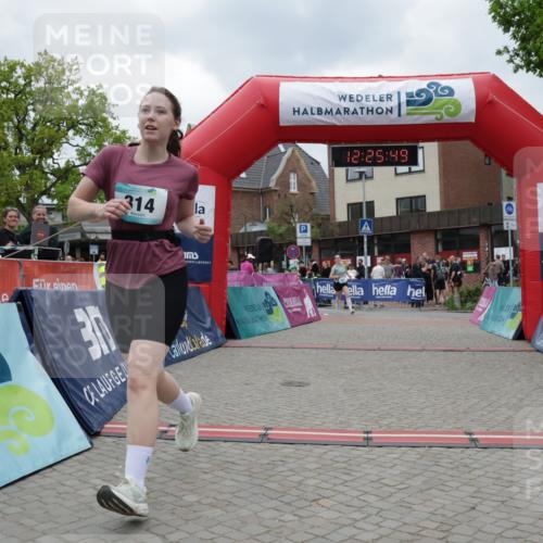10.05.2026 - 8. Wedeler Halbmarathon Yannick Fuchs http://msf.ph/oto/9732875 10.05.2026 12:25:47 Ziel 292, 314, 550 meine-sportfotos.de