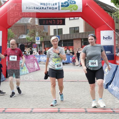 10.05.2026 - 8. Wedeler Halbmarathon Yannick Fuchs http://msf.ph/oto/9732876 10.05.2026 11:47:37 Ziel 198, 564, 826, 1041 meine-sportfotos.de