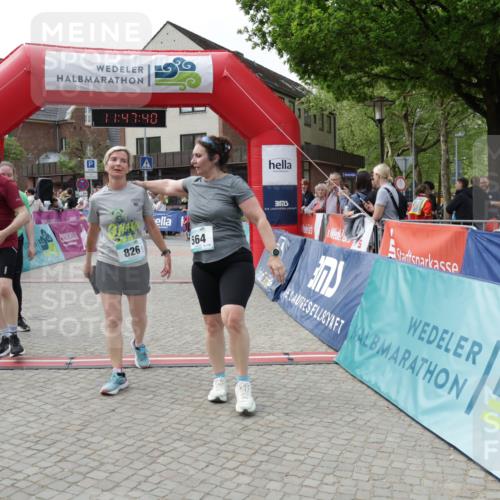 10.05.2026 - 8. Wedeler Halbmarathon Yannick Fuchs http://msf.ph/oto/9732887 10.05.2026 11:47:38 Ziel 198, 564, 826, 1041, 2010 meine-sportfotos.de