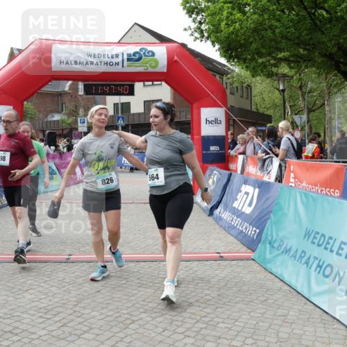 10.05.2026 - 8. Wedeler Halbmarathon Yannick Fuchs http://msf.ph/oto/9732889 10.05.2026 11:47:38 Ziel 198, 564, 826, 1041, 2010 meine-sportfotos.de