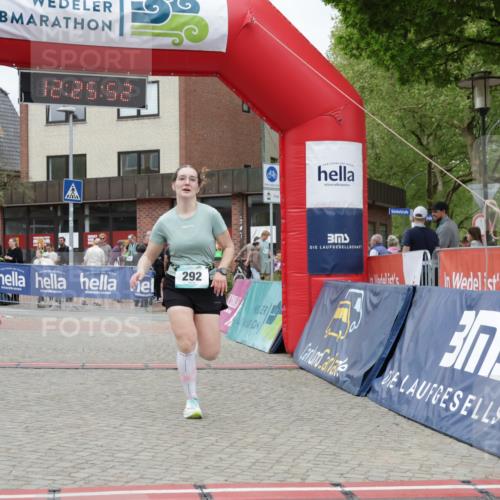 10.05.2026 - 8. Wedeler Halbmarathon Yannick Fuchs http://msf.ph/oto/9732894 10.05.2026 12:25:50 Ziel 292, 314, 550 meine-sportfotos.de