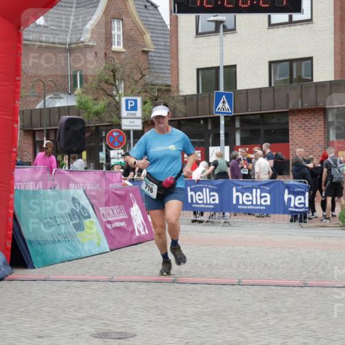 10.05.2026 - 8. Wedeler Halbmarathon Yannick Fuchs http://msf.ph/oto/9732940 10.05.2026 12:26:22 Ziel 716, 2133 meine-sportfotos.de