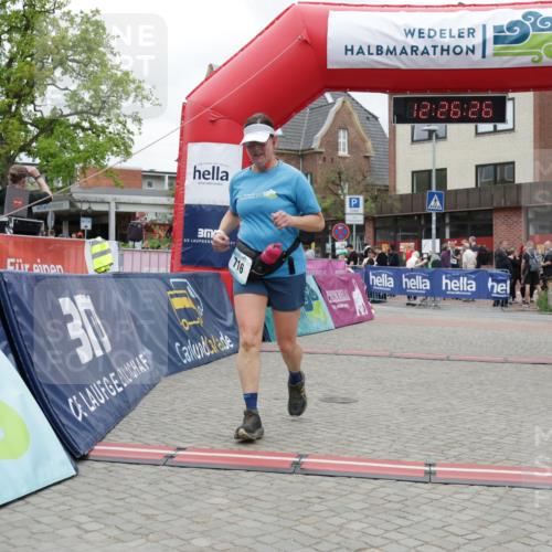 10.05.2026 - 8. Wedeler Halbmarathon Yannick Fuchs http://msf.ph/oto/9732957 10.05.2026 12:26:24 Ziel 716, 2133 meine-sportfotos.de