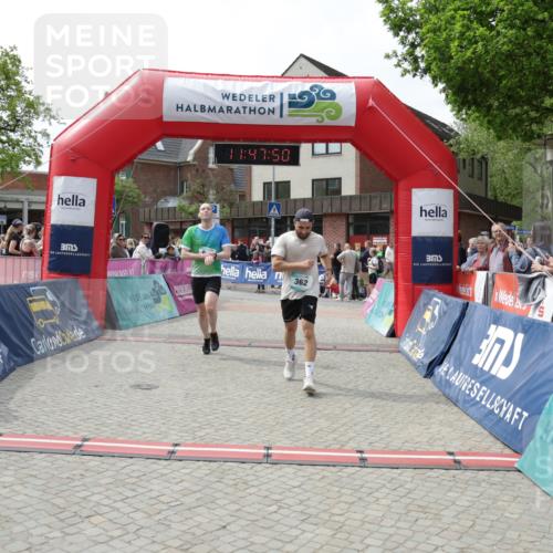 10.05.2026 - 8. Wedeler Halbmarathon Yannick Fuchs http://msf.ph/oto/9732961 10.05.2026 11:47:49 Ziel 362, 919 meine-sportfotos.de
