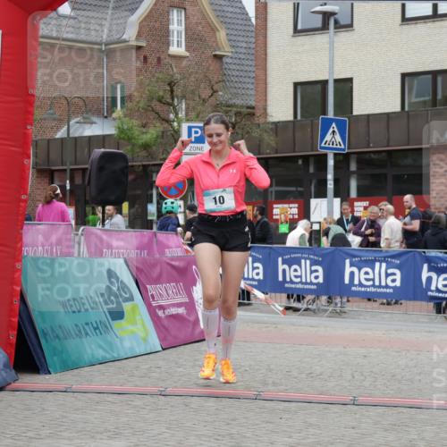 10.05.2026 - 8. Wedeler Halbmarathon Yannick Fuchs http://msf.ph/oto/9732971 10.05.2026 12:26:49 Ziel 10 meine-sportfotos.de
