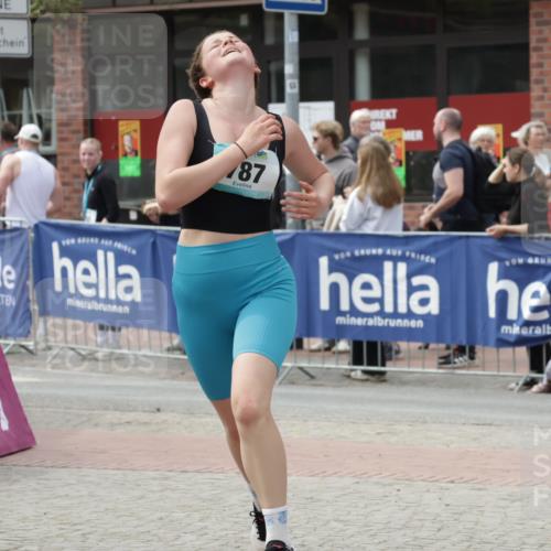 10.05.2026 - 8. Wedeler Halbmarathon Yannick Fuchs http://msf.ph/oto/9732988 10.05.2026 11:47:54 Ziel 362, 787, 919 meine-sportfotos.de