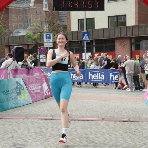 10.05.2026 - 8. Wedeler Halbmarathon Yannick Fuchs http://msf.ph/oto/9732999 10.05.2026 11:47:55 Ziel 787 meine-sportfotos.de