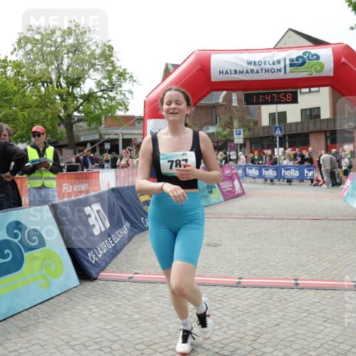 10.05.2026 - 8. Wedeler Halbmarathon Yannick Fuchs http://msf.ph/oto/9733015 10.05.2026 11:47:57 Ziel 787 meine-sportfotos.de