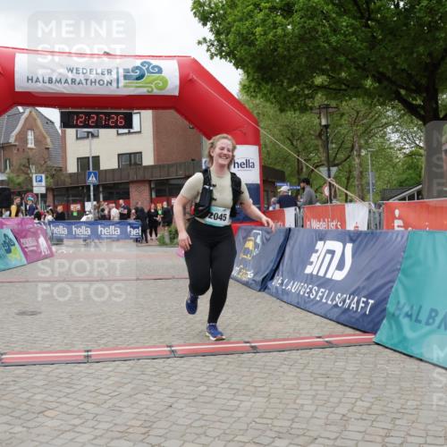 10.05.2026 - 8. Wedeler Halbmarathon Yannick Fuchs http://msf.ph/oto/9733026 10.05.2026 12:27:24 Ziel 2045 meine-sportfotos.de