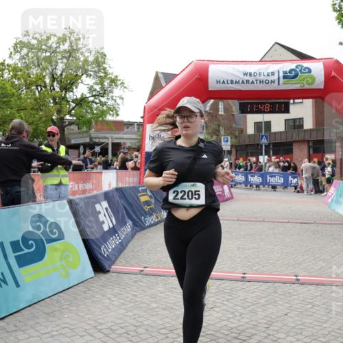 10.05.2026 - 8. Wedeler Halbmarathon Yannick Fuchs http://msf.ph/oto/9733055 10.05.2026 11:48:09 Ziel 2205 meine-sportfotos.de