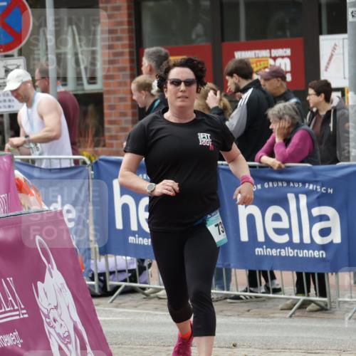 10.05.2026 - 8. Wedeler Halbmarathon Yannick Fuchs http://msf.ph/oto/9733056 10.05.2026 11:48:14 Ziel 731 meine-sportfotos.de