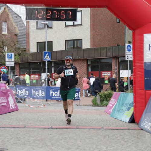 10.05.2026 - 8. Wedeler Halbmarathon Yannick Fuchs http://msf.ph/oto/9733058 10.05.2026 12:27:55 Ziel 2132 meine-sportfotos.de