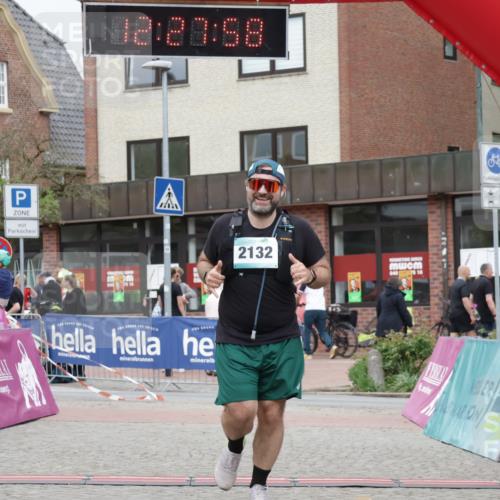 10.05.2026 - 8. Wedeler Halbmarathon Yannick Fuchs http://msf.ph/oto/9733066 10.05.2026 12:27:56 Ziel 2132 meine-sportfotos.de