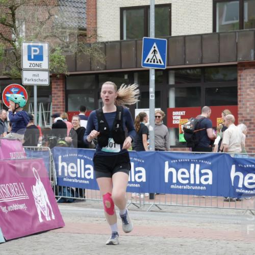 10.05.2026 - 8. Wedeler Halbmarathon Yannick Fuchs http://msf.ph/oto/9733086 10.05.2026 12:28:11 Ziel 101 meine-sportfotos.de