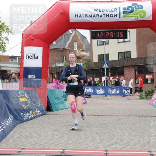 10.05.2026 - 8. Wedeler Halbmarathon Yannick Fuchs http://msf.ph/oto/9733097 10.05.2026 12:28:13 Ziel 101 meine-sportfotos.de