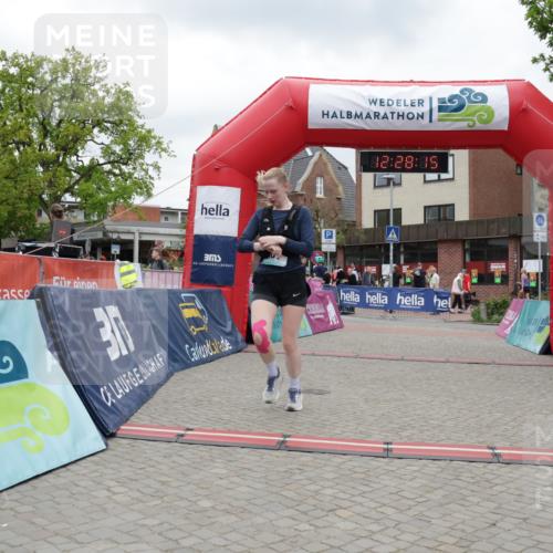 10.05.2026 - 8. Wedeler Halbmarathon Yannick Fuchs http://msf.ph/oto/9733104 10.05.2026 12:28:13 Ziel 101 meine-sportfotos.de