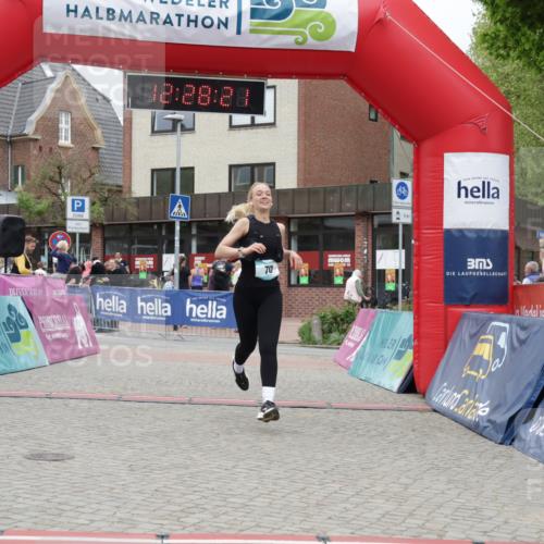 10.05.2026 - 8. Wedeler Halbmarathon Yannick Fuchs http://msf.ph/oto/9733117 10.05.2026 12:28:19 Ziel 70 meine-sportfotos.de