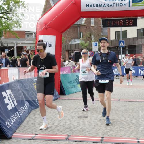 10.05.2026 - 8. Wedeler Halbmarathon Yannick Fuchs http://msf.ph/oto/9733155 10.05.2026 11:48:36 Ziel 413, 757, 758, 916, 974 meine-sportfotos.de