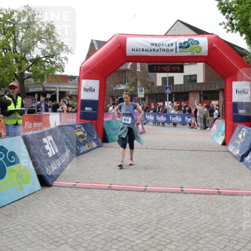 10.05.2026 - 8. Wedeler Halbmarathon Yannick Fuchs http://msf.ph/oto/9733188 10.05.2026 11:48:42 Ziel 413, 653, 916 meine-sportfotos.de