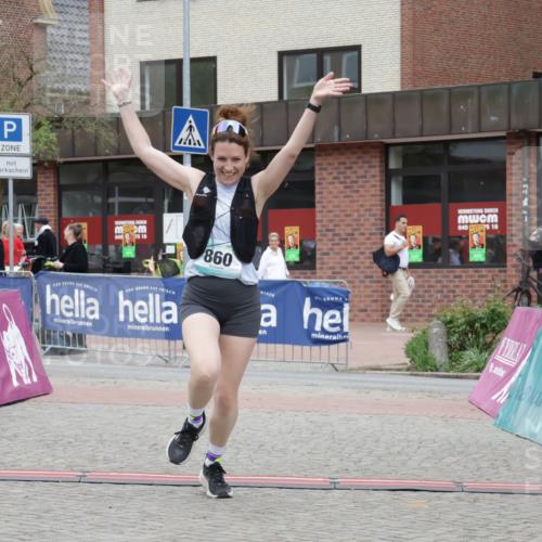 10.05.2026 - 8. Wedeler Halbmarathon Yannick Fuchs http://msf.ph/oto/9733218 10.05.2026 12:28:47 Ziel 860 meine-sportfotos.de