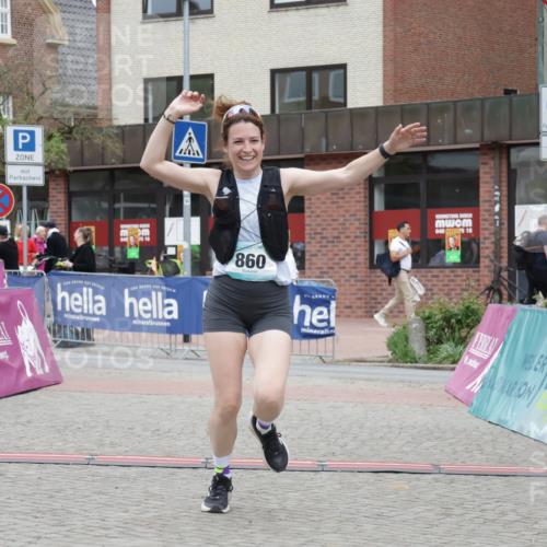 10.05.2026 - 8. Wedeler Halbmarathon Yannick Fuchs http://msf.ph/oto/9733222 10.05.2026 12:28:47 Ziel 860 meine-sportfotos.de