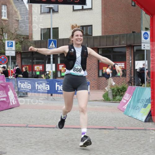 10.05.2026 - 8. Wedeler Halbmarathon Yannick Fuchs http://msf.ph/oto/9733224 10.05.2026 12:28:47 Ziel 860 meine-sportfotos.de