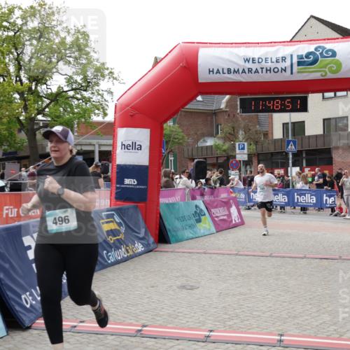 10.05.2026 - 8. Wedeler Halbmarathon Yannick Fuchs http://msf.ph/oto/9733231 10.05.2026 11:48:50 Ziel 496, 653, 743 meine-sportfotos.de