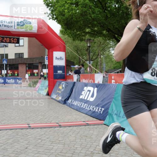 10.05.2026 - 8. Wedeler Halbmarathon Yannick Fuchs http://msf.ph/oto/9733242 10.05.2026 12:28:49 Ziel 860 meine-sportfotos.de